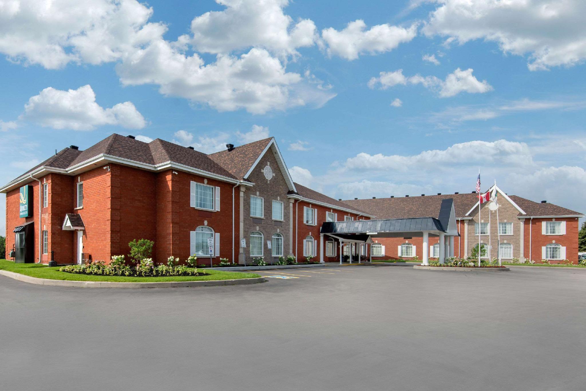 Quality Inn & Suites Oakville Exterior foto