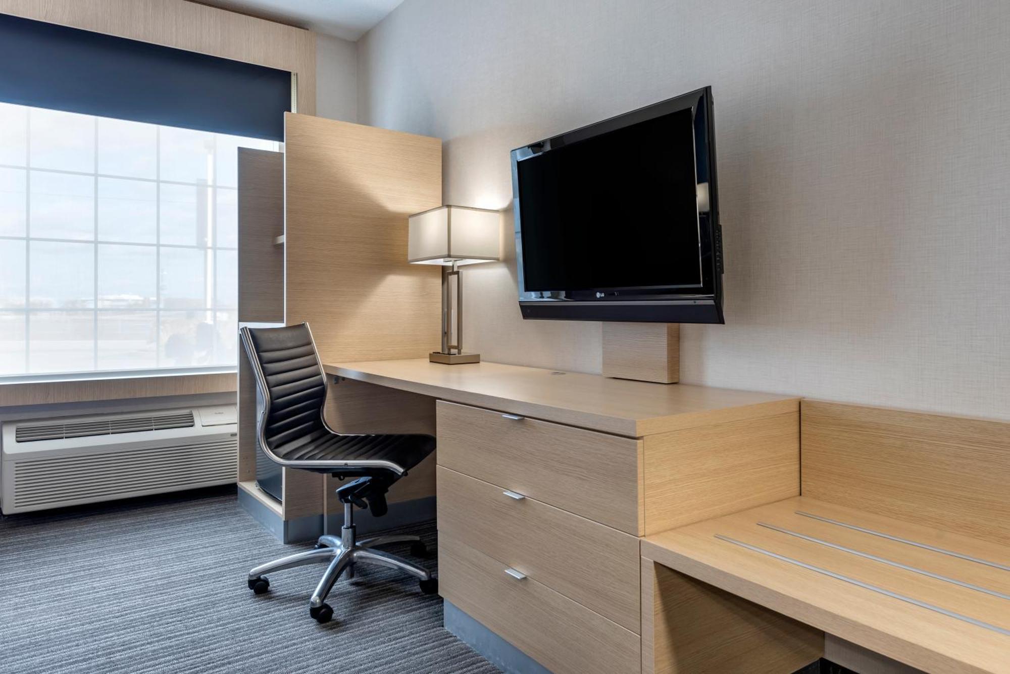 Quality Inn & Suites Oakville Zimmer foto